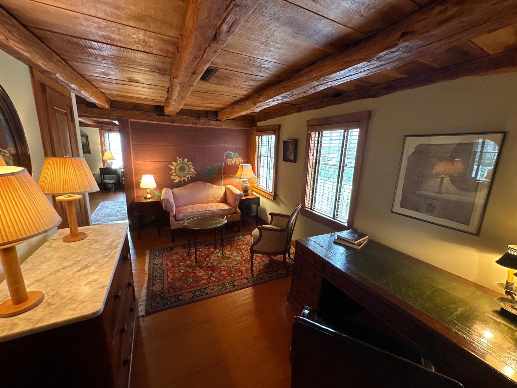 The 1708 House Bed & Breakfast Southampton Bagian luar foto