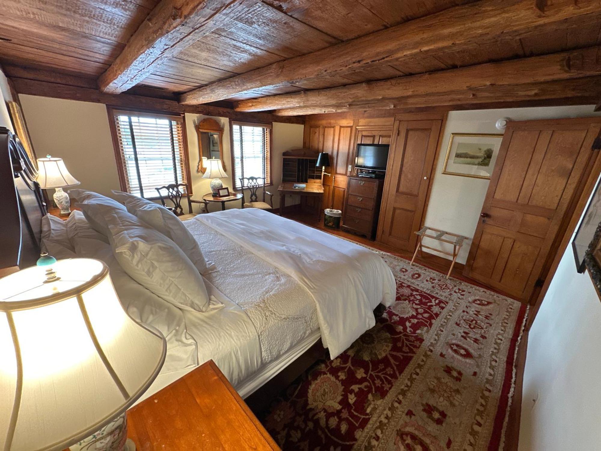 The 1708 House Bed & Breakfast Southampton Bagian luar foto