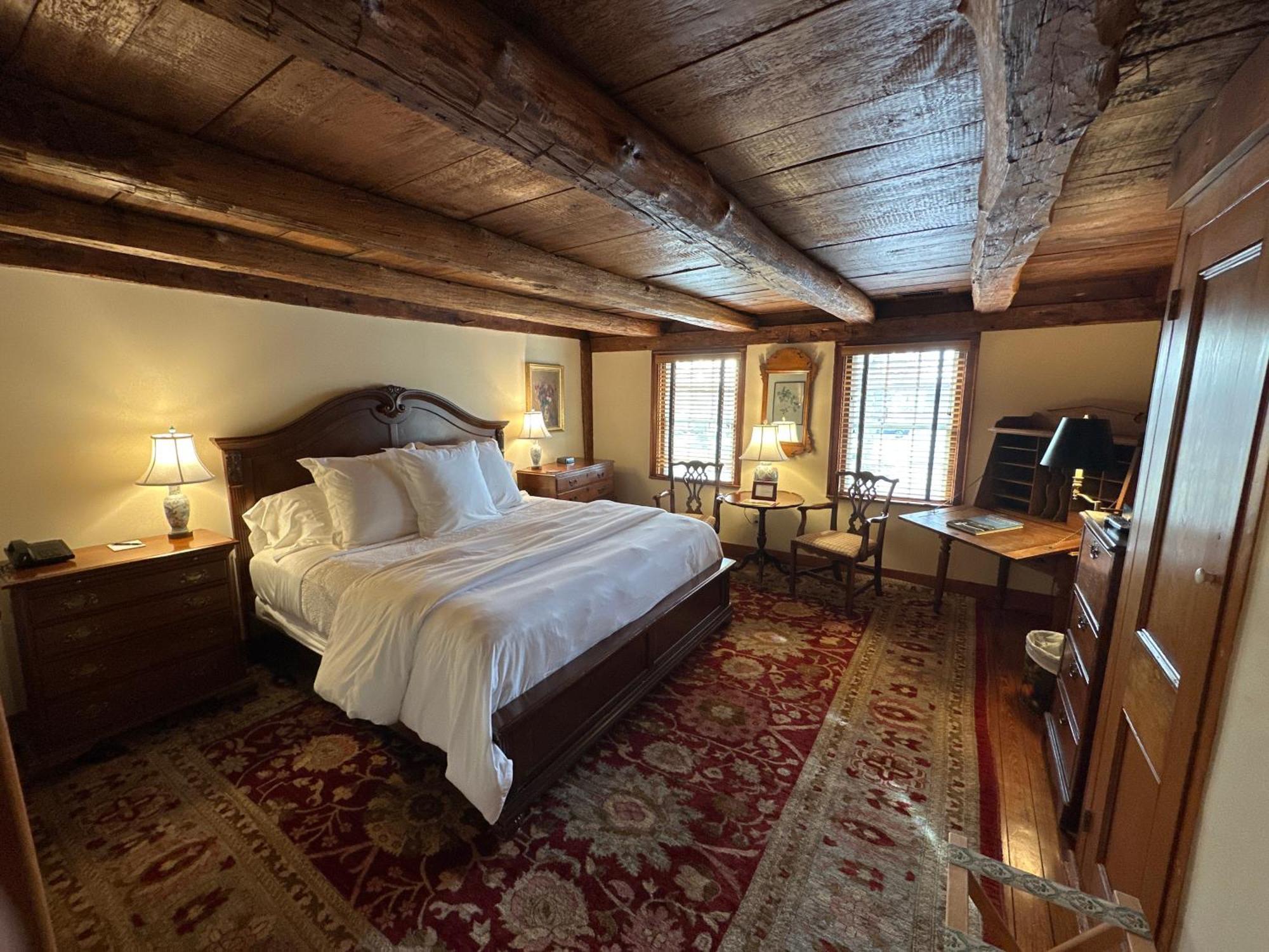 The 1708 House Bed & Breakfast Southampton Bagian luar foto
