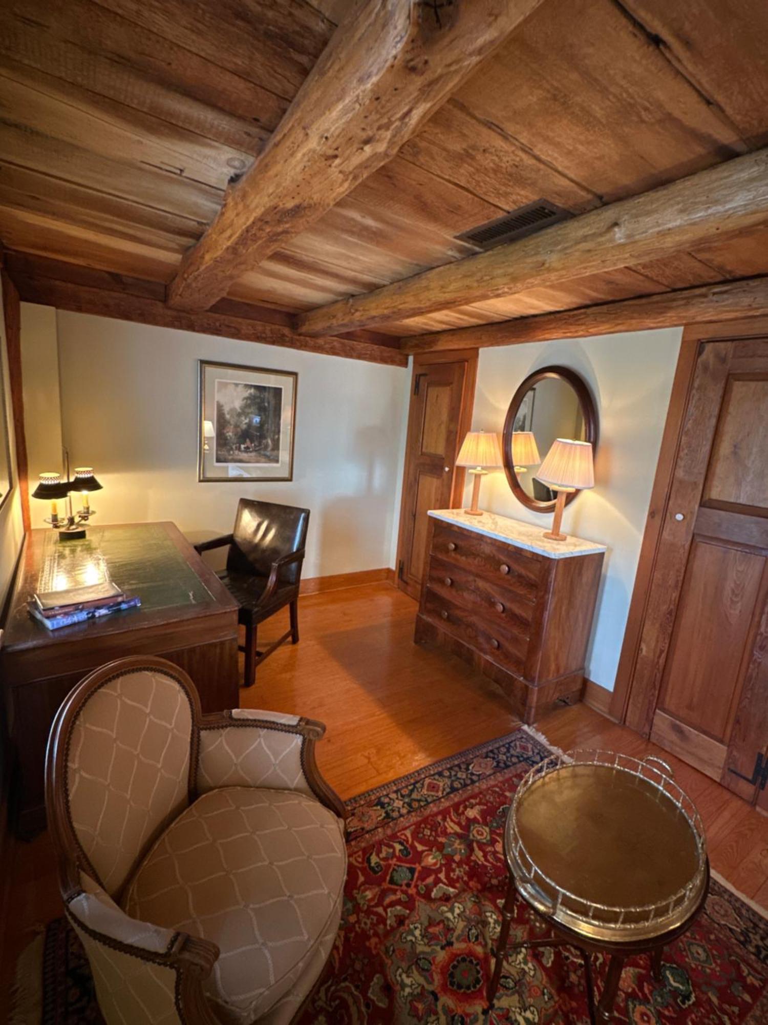 The 1708 House Bed & Breakfast Southampton Bagian luar foto