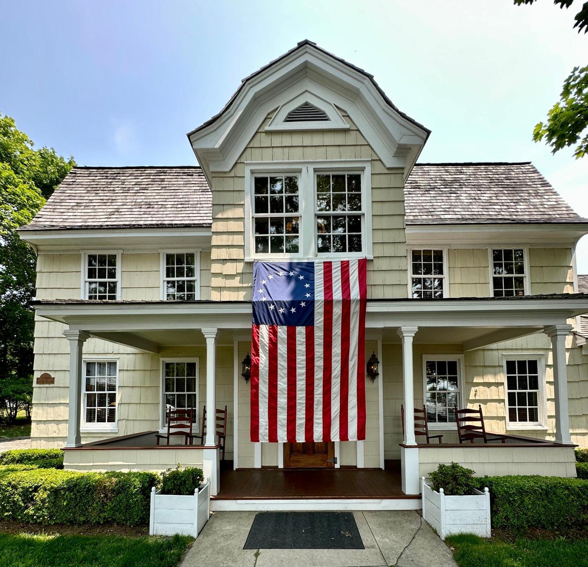 The 1708 House Bed & Breakfast Southampton Bagian luar foto